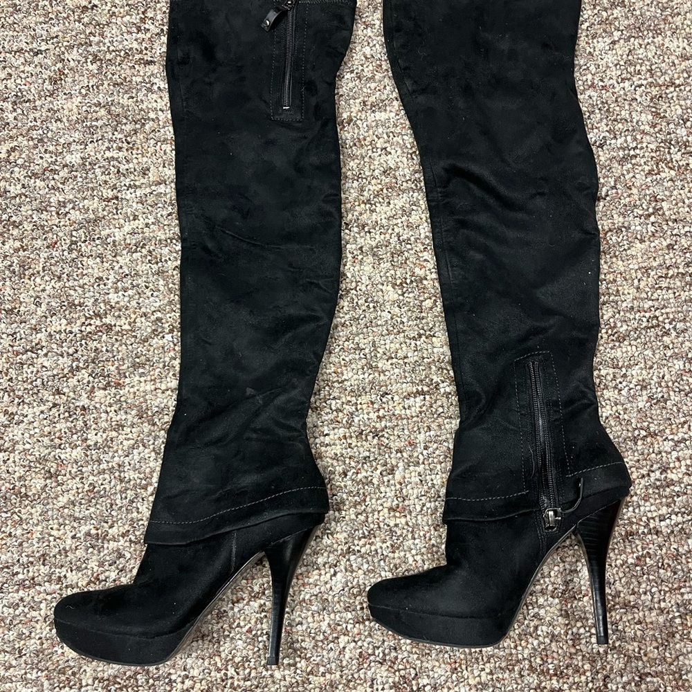 Suede GUESS knee height boots with platform heel